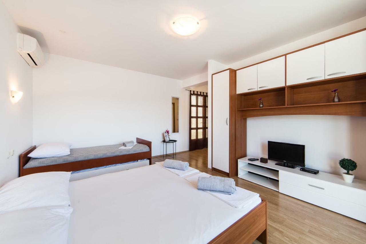 Barbir Apartment Ploce (Dubrovnik-Neretva)